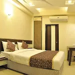 Fabhotel Shree Narayana
