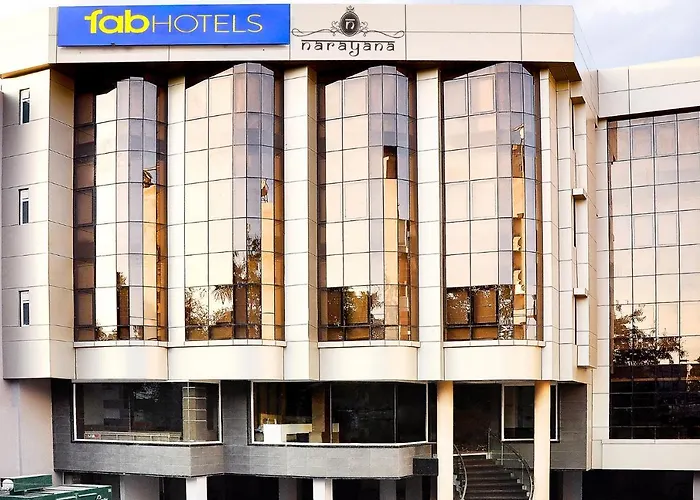 Fabhotel Shree Narayana