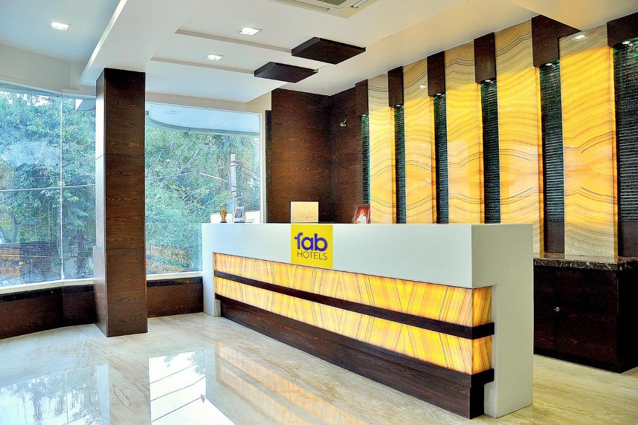 Hotel Fabhotel Shree Narayana