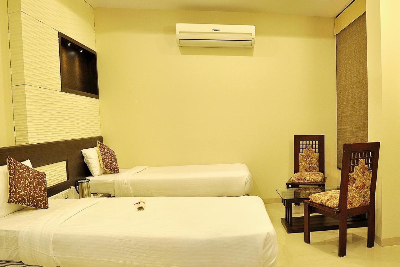 Hotel Fabhotel Shree Narayana