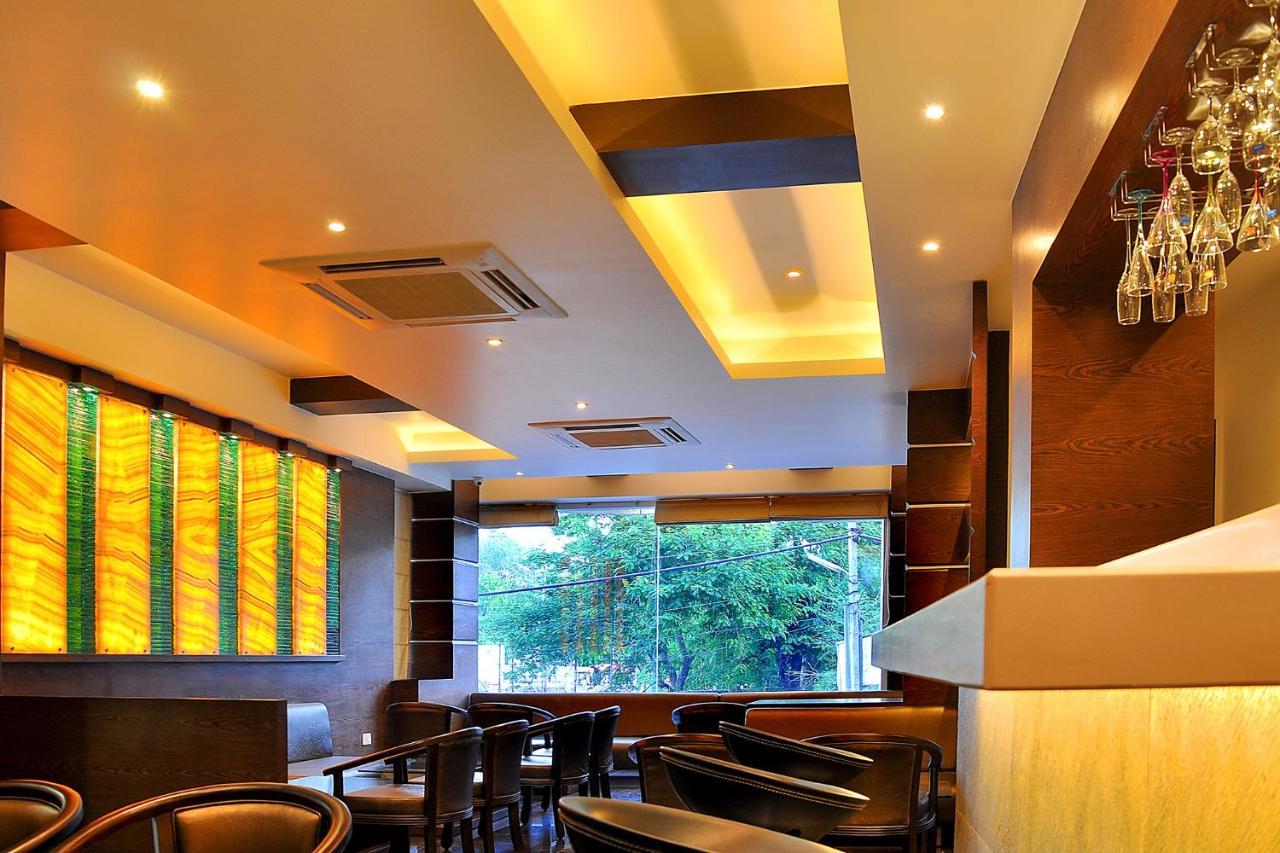 Hotel Fabhotel Shree Narayana 3*